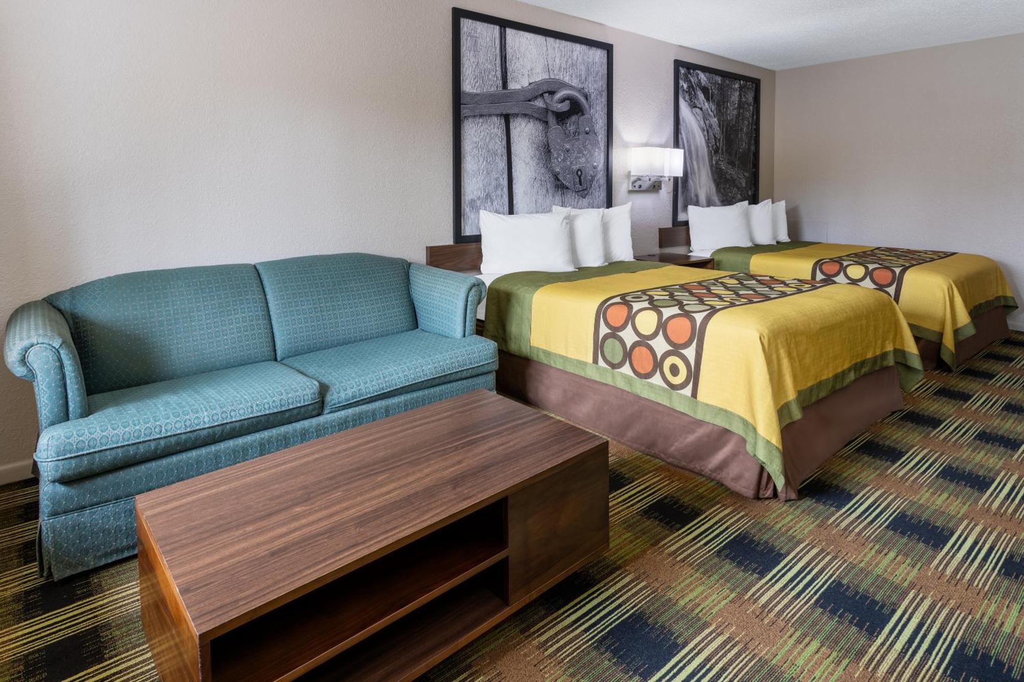 Super 8 By Wyndham Williamsburg/Historic Area Hotel Kültér fotó