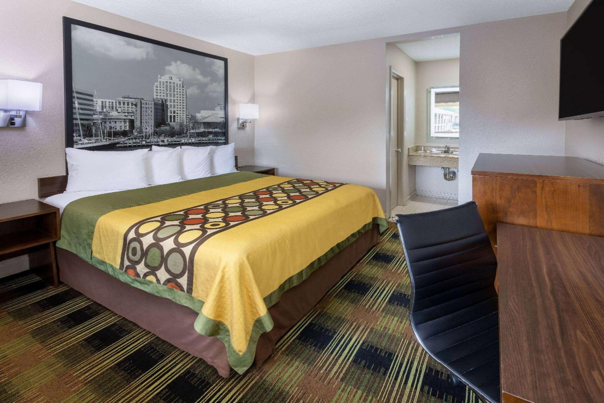 Super 8 By Wyndham Williamsburg/Historic Area Hotel Kültér fotó